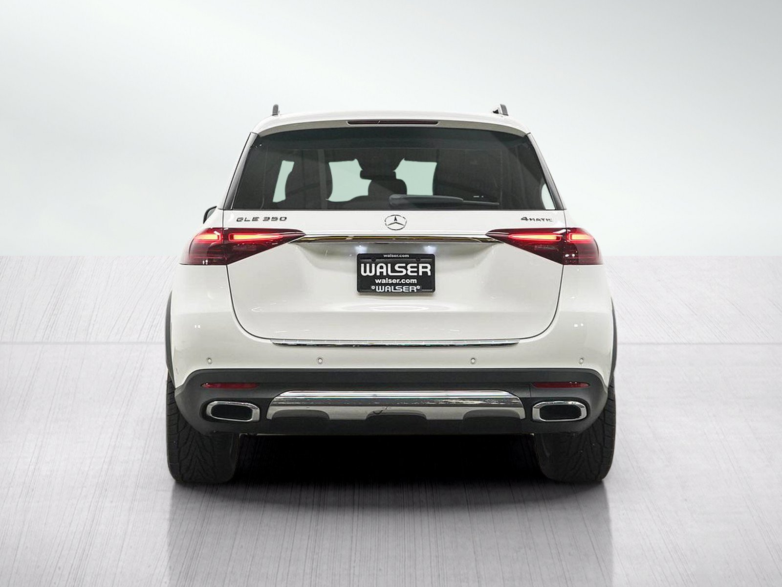 Used 2024 Mercedes-Benz GLE 350 4MATIC image 4