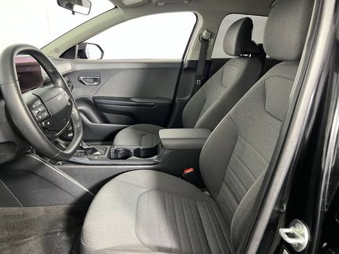 Used 2025 Kia K4 EX image 20