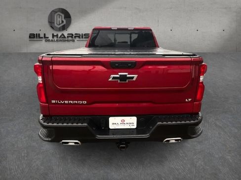 Used 2024 Chevrolet Silverado 1500 LT Trail Boss w/ Convenience Package II AWD/4WD image 7