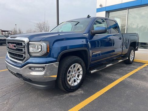 Used 2017 GMC Sierra 1500 SLE w/ SLE Value Package image 1