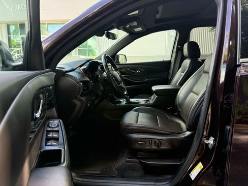 Used 2022 Chevrolet Traverse High Country image 8