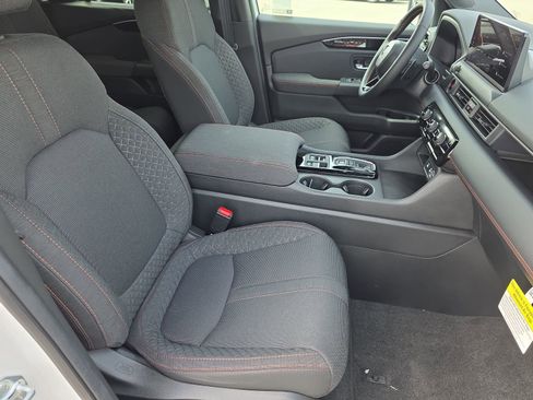 New 2026 Honda Pilot Sport image 10