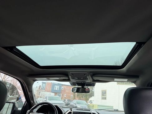 Used 2018 Ford F150 Lariat w/ Equipment Group 502A Luxury image 10