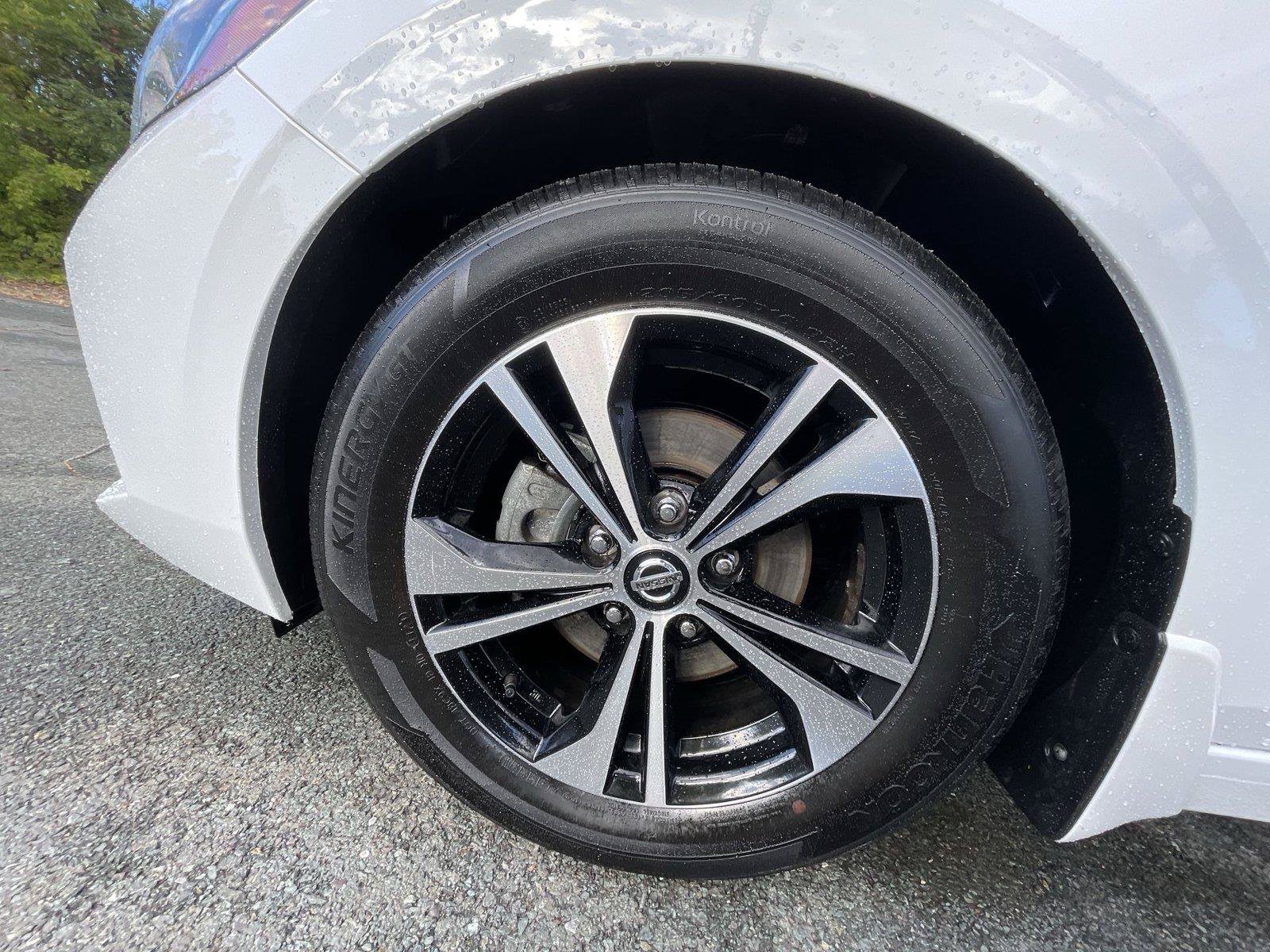 Used 2022 Nissan Sentra SV FWD image 25