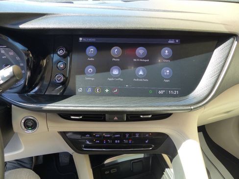 Used 2021 Buick Envision Essence FWD image 33