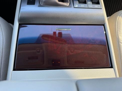 Used 2017 Lexus GX 460 image 23