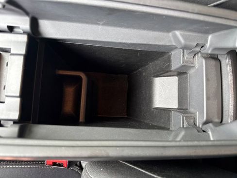 Used 2022 Nissan Rogue SV image 25