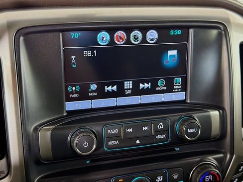 Used 2018 Chevrolet Silverado 1500 LTZ w/ Sport Package AWD/4WD image 15