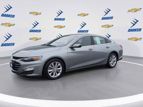 Used 2025 Chevrolet Malibu LT image 4