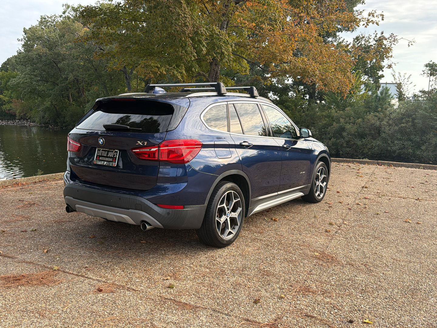 Used 2017 BMW X1 xDrive28i AWD/4WD image 4