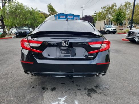 Used 2019 Honda Accord Sport image 10