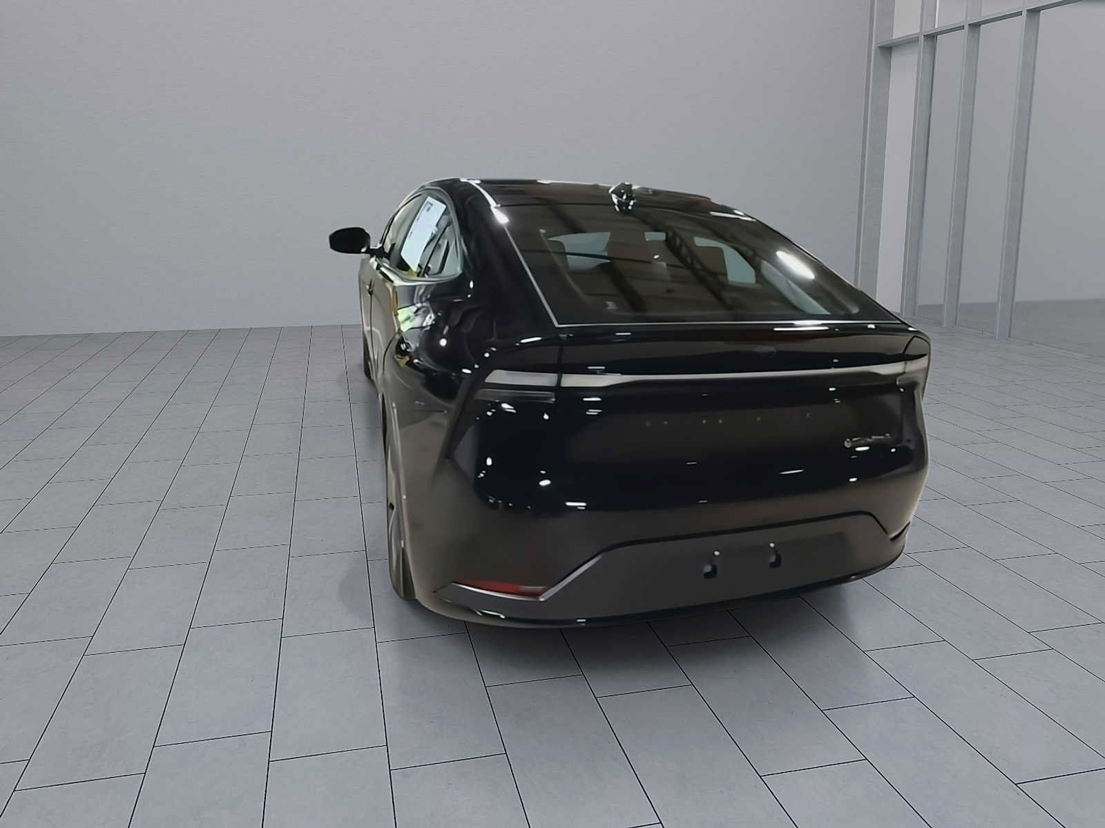 Used 2024 Toyota Prius Prime FWD image 7