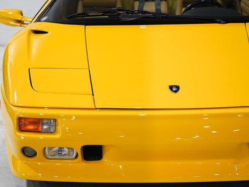 Used 1998 Lamborghini Diablo VT image 27