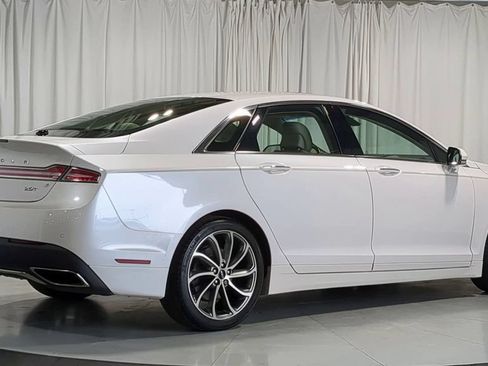 Used 2019 Lincoln MKZ Reserve w/ Reserve Plus Package FWD image 10