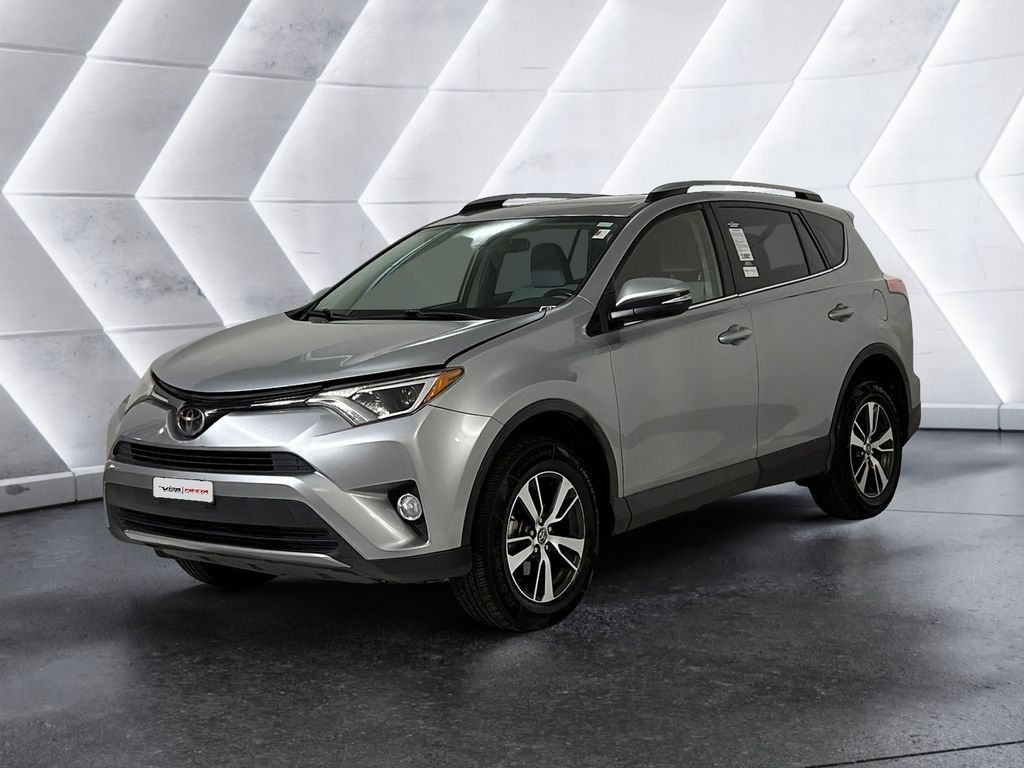 Used 2018 Toyota RAV4 XLE w/ Plus Extra Value Package AWD/4WD image 3
