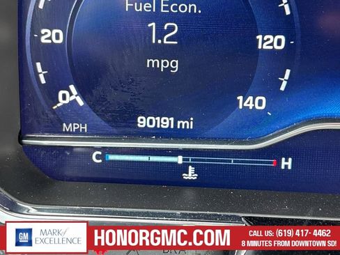 Used 2023 Chevrolet Silverado 1500 High Country w/ Technology Package image 33