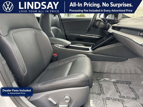 Used 2025 Lucid Air Touring AWD/4WD image 13