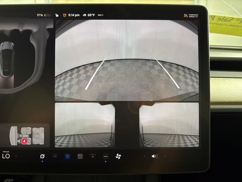 Used 2022 Tesla Model Y Performance AWD/4WD image 15