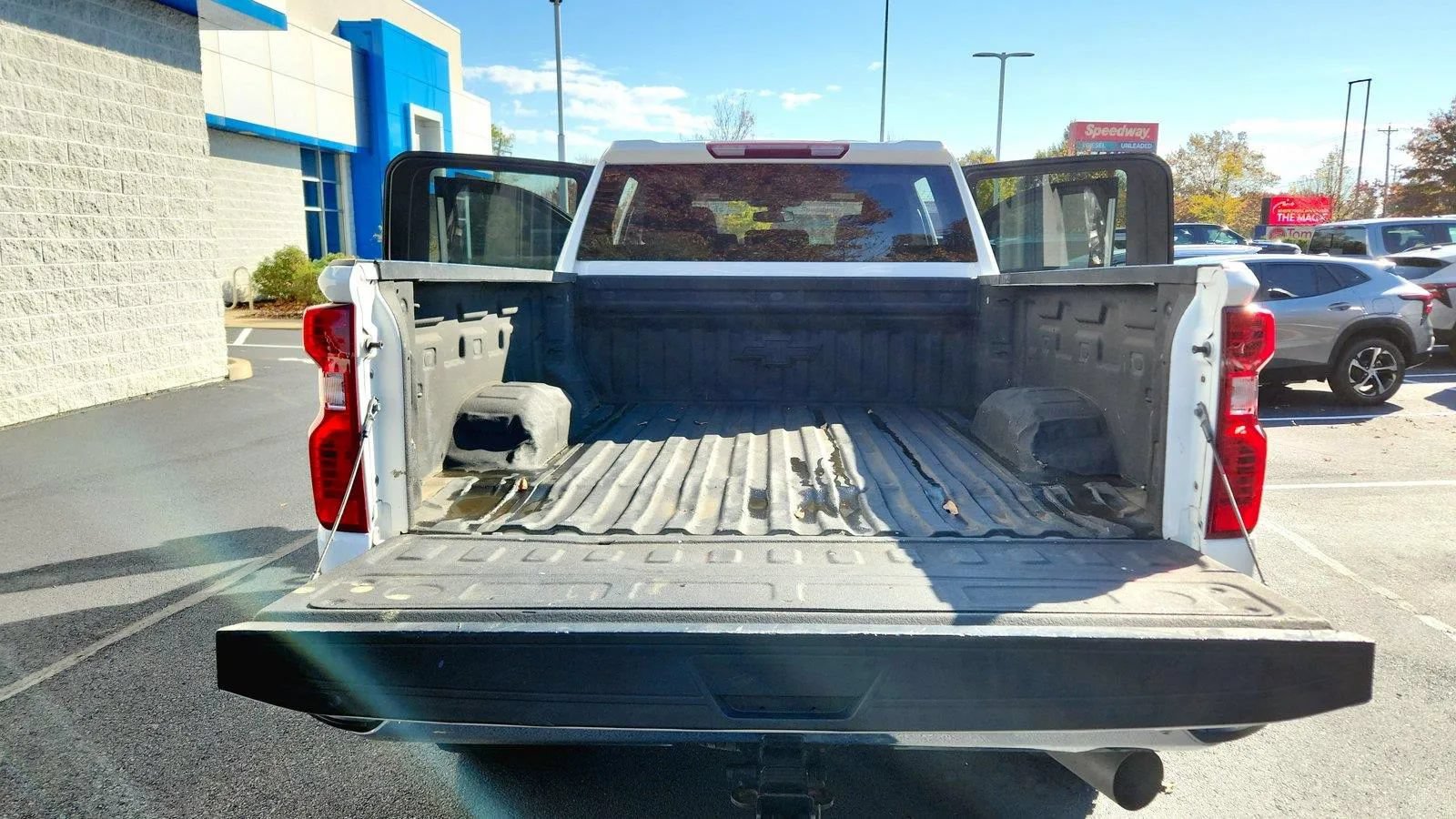 Used 2023 Chevrolet Silverado 2500 LT w/ Convenience Package AWD/4WD image 35