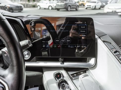 Used 2023 Chevrolet Corvette Stingray Preferred Cpe w/ Z51 Performance Package image 19