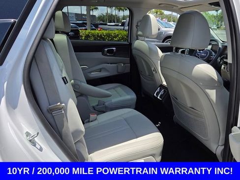 Used 2024 Kia Sorento X-Line EX AWD/4WD image 16