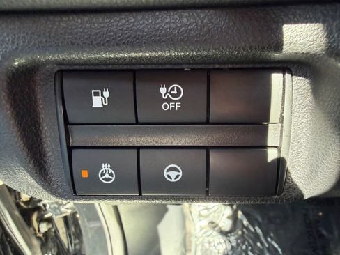 Used 2025 Nissan Leaf SV Plus FWD image 16