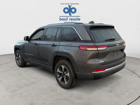 Used 2023 Jeep Grand Cherokee 4WD 4xe image 4