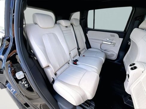 Used 2026 Mercedes-Benz GLB 250 image 29