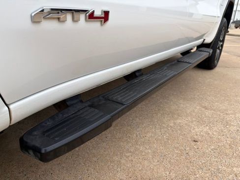 Used 2020 GMC Sierra 1500 AT4 w/ AT4 Premium Package image 9