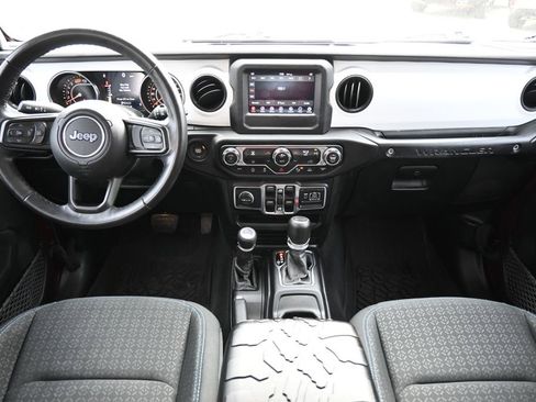 Used 2021 Jeep Wrangler Unlimited Islander image 5