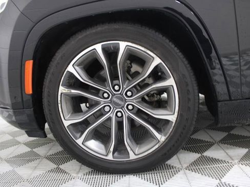 Used 2022 Jeep Grand Wagoneer Series III image 41