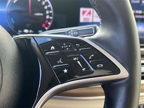 Certified 2024 Mercedes-Benz GLE 450e 4MATIC image 19
