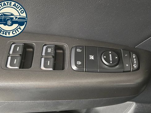 Used 2017 Kia Sportage EX w/ EX Technology Package FWD image 25