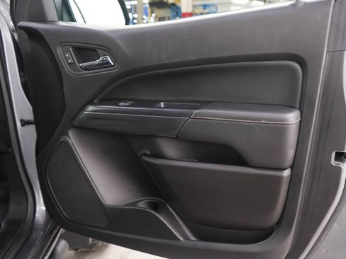 Used 2021 GMC Canyon AT4 w/ Driver Alert Package AWD/4WD image 9