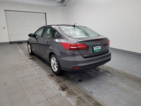 Used 2016 Ford Focus SE w/ SE Cold Weather Package image 5