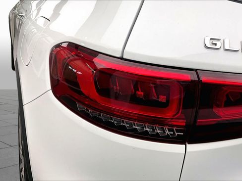 Used 2021 Mercedes-Benz GLB 250 image 26