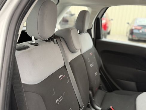 Used 2015 FIAT 500L Pop FWD image 24