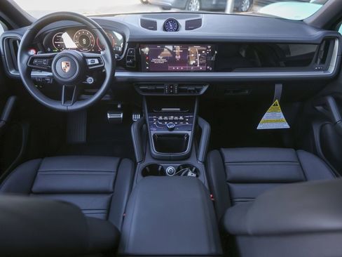 New 2026 Porsche Cayenne S AWD/4WD image 33