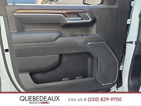 Used 2025 GMC Sierra 1500 Elevation w/ X31 Off-Road Package AWD/4WD image 9