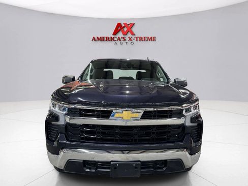 Used 2023 Chevrolet Silverado 1500 LT AWD/4WD image 9