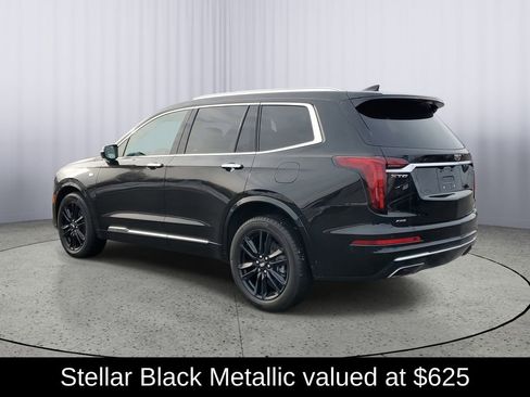 Used 2023 Cadillac XT6 Premium Luxury image 4