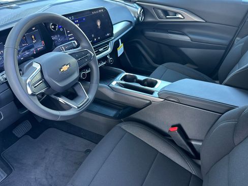 New 2026 Chevrolet Equinox EV LT image 9