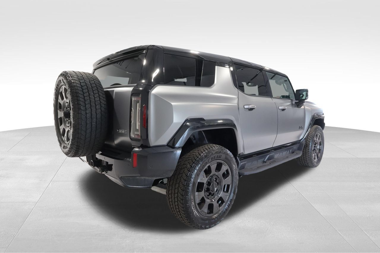 Certified 2026 GMC Hummer EV 3X w/ Carbon Fiber Edition Package AWD/4WD image 4