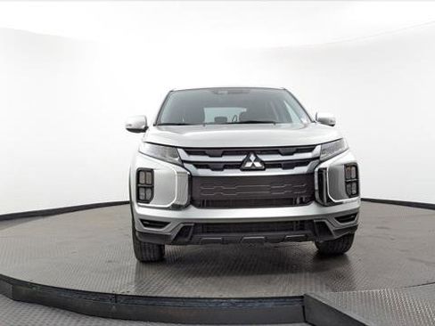 Used 2024 Mitsubishi Outlander Sport SE image 12