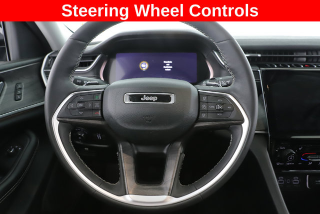 Used 2024 Jeep Grand Cherokee Limited AWD/4WD image 21