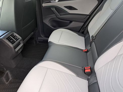 New 2026 Volkswagen Tiguan SE R-Line image 20