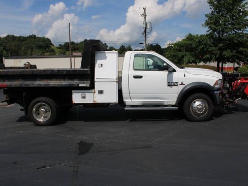 Used 2016 RAM 5500 Tradesman w/ Power & Remote Entry Group AWD/4WD image 6