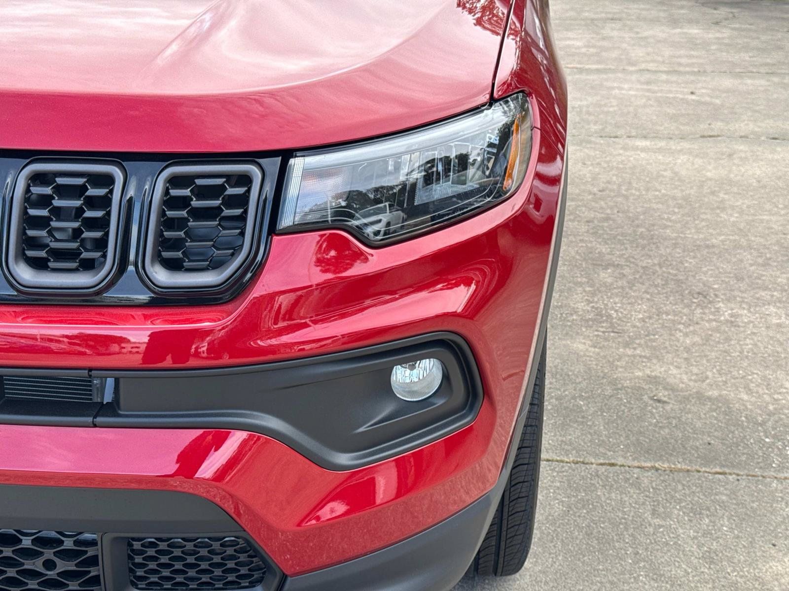 New 2026 Jeep Compass Latitude AWD/4WD image 9