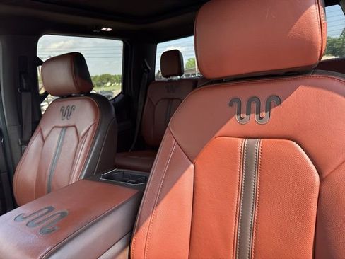 Used 2018 Ford F150 King Ranch w/ Equipment Group 601A Luxury AWD/4WD image 31