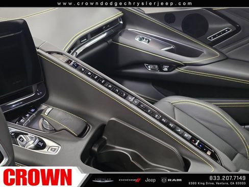 Used 2025 Chevrolet Corvette Z06 RWD image 25